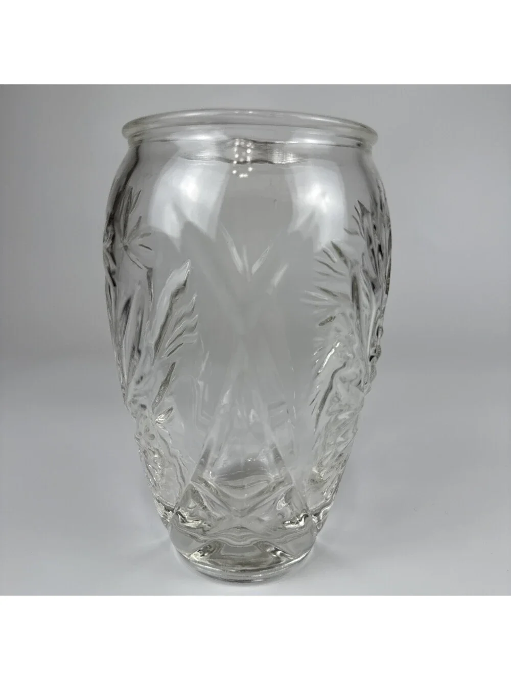 Vintage Ralph Lauren Crystal “Safari” Whirling Star & Shield Vase – Heavy Cut